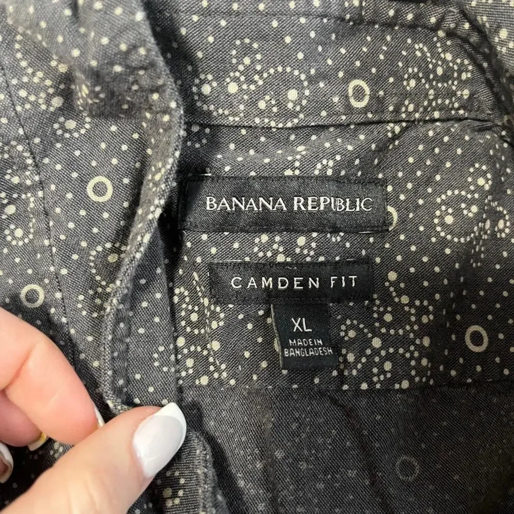 Banana Republic Gray Print Button Up Camden Fit Top Size XL